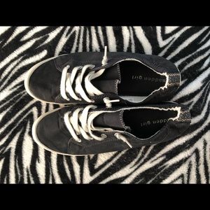 madden girl slide on shoes !